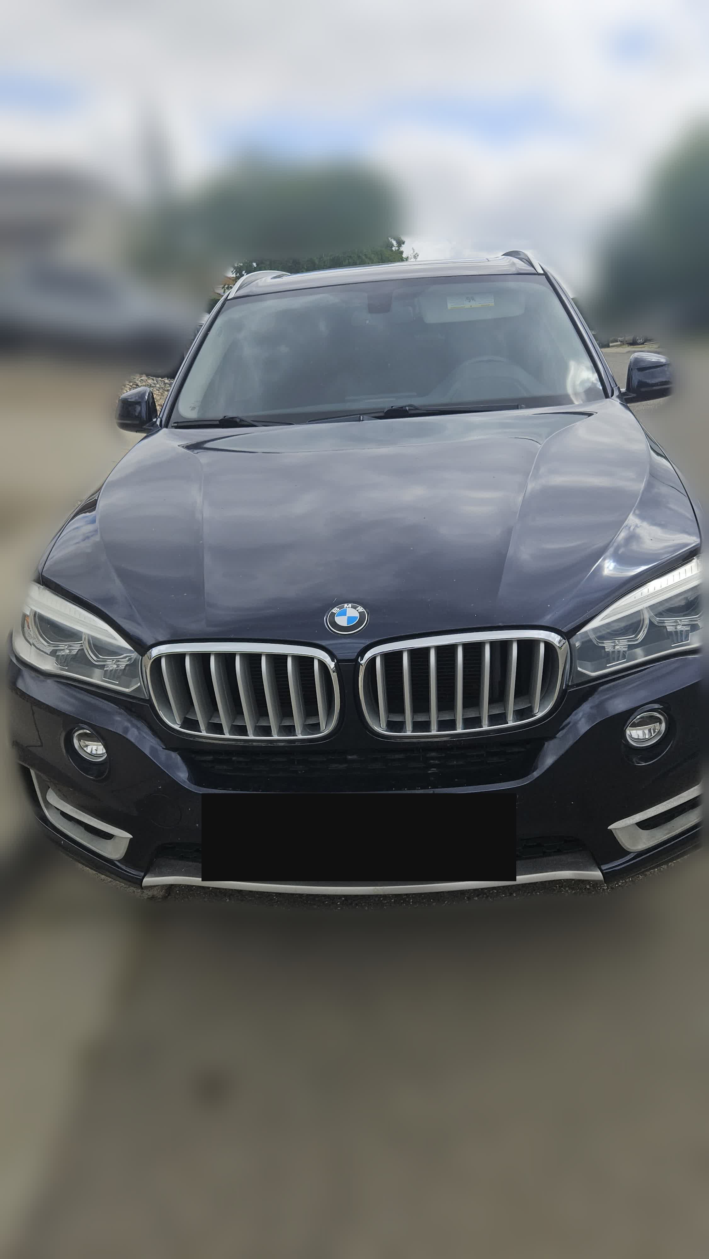 2015 BMW X5 sDrive35i — front view