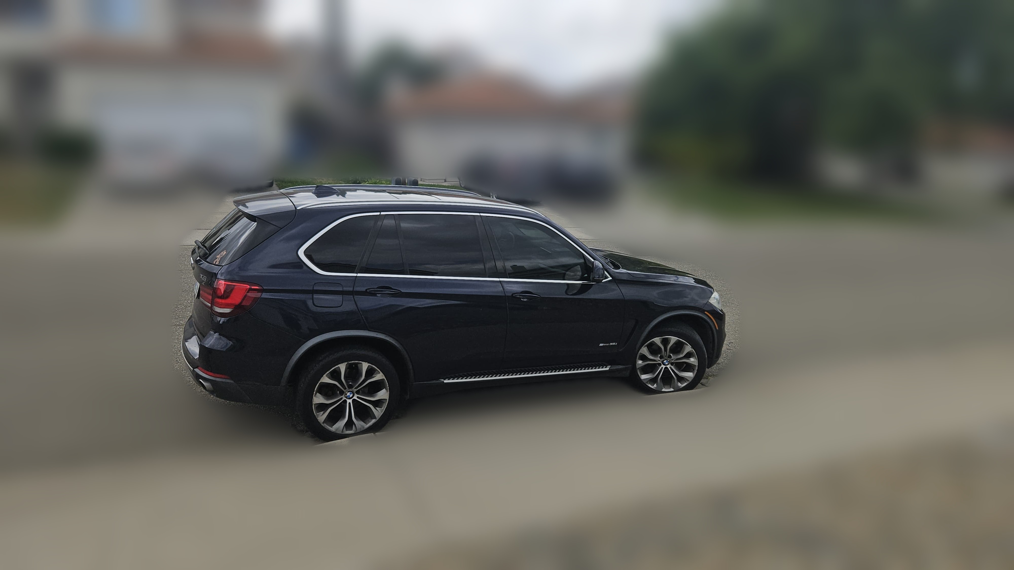 2015 BMW X5 sDrive35i — driver side